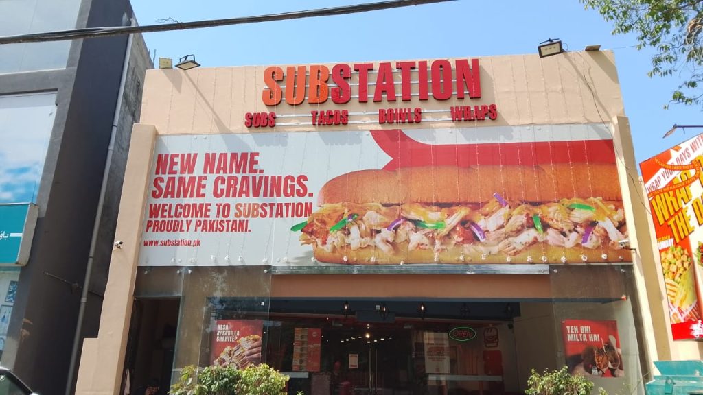 Top-rated outdoor signboard services in Lahore Pakistan